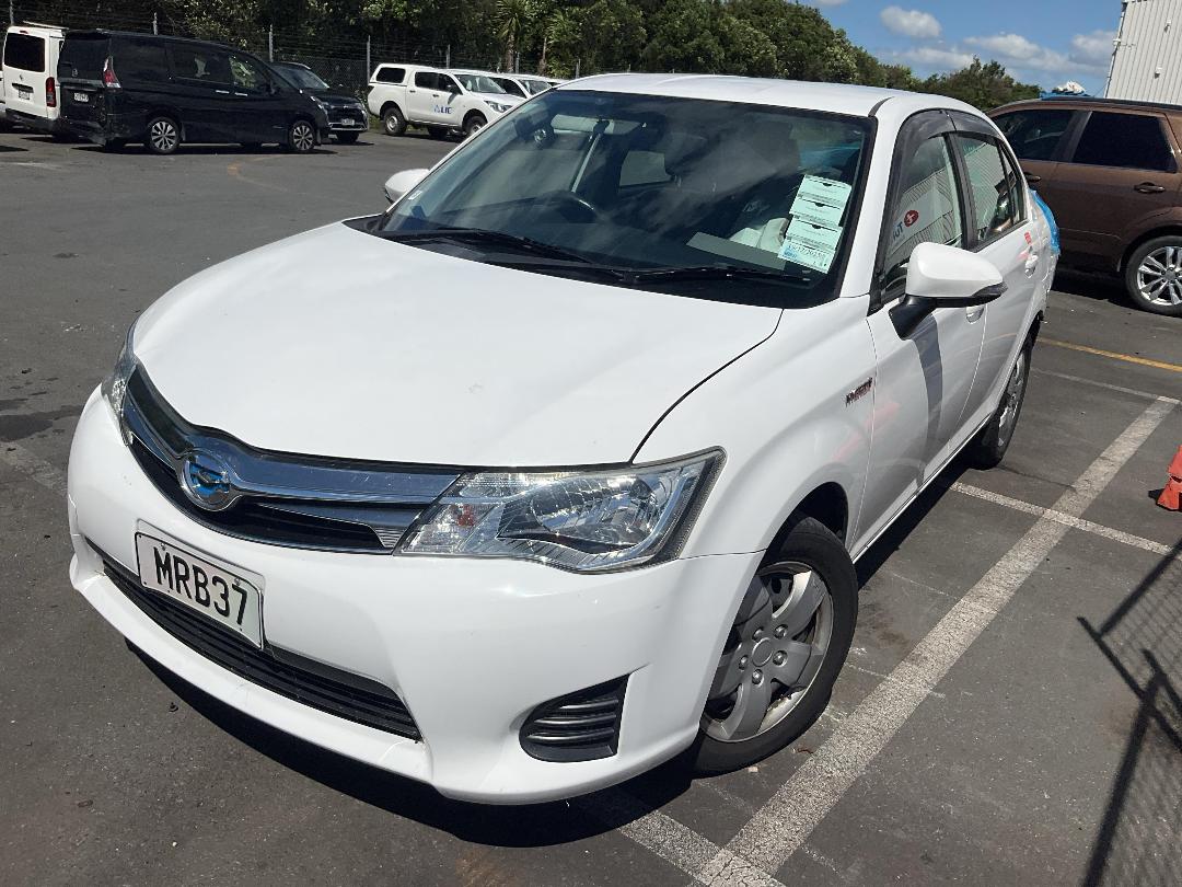 Photo '2' of Toyota Corolla Axio Photo '2' of Toyota Corolla Axio