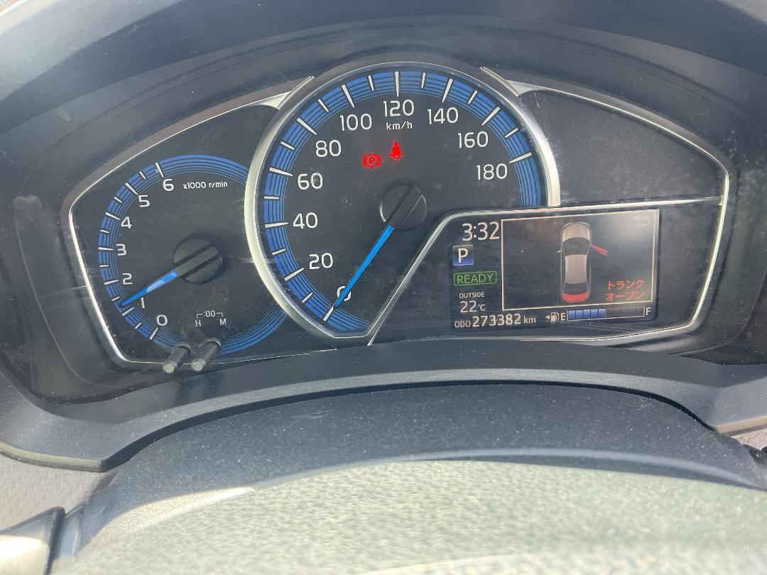 Photo '9' of Toyota Corolla Axio Photo '9' of Toyota Corolla Axio