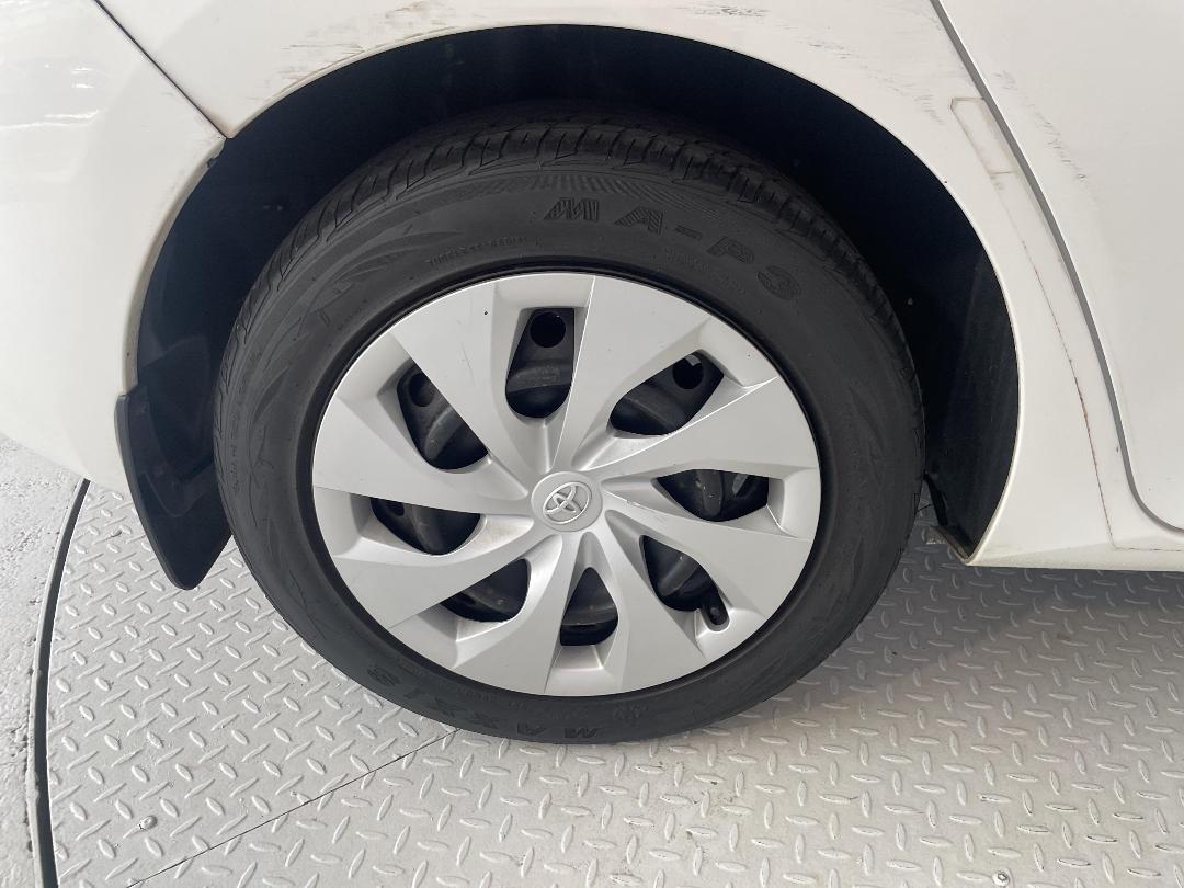 Photo '12' of Toyota Corolla Photo '12' of Toyota Corolla