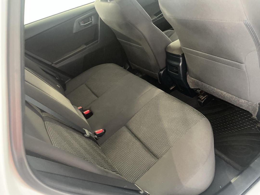 Photo '20' of Toyota Corolla Photo '20' of Toyota Corolla