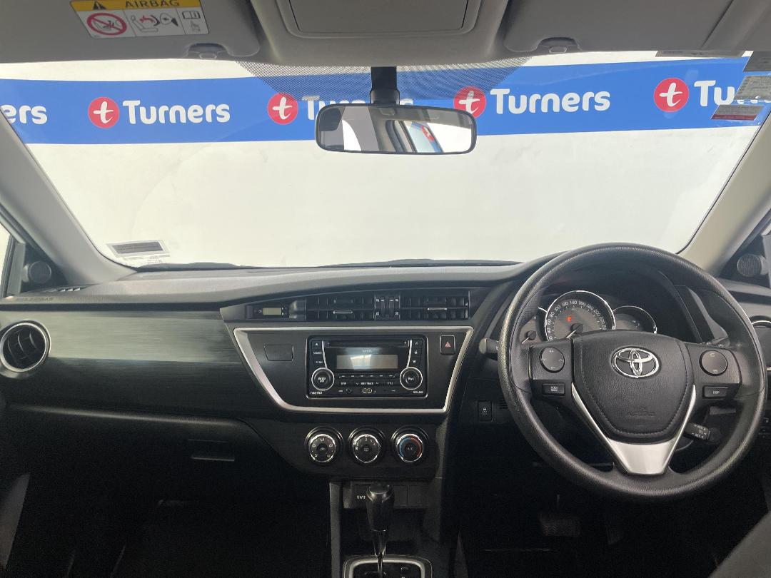 Photo '17' of Toyota Corolla Photo '17' of Toyota Corolla