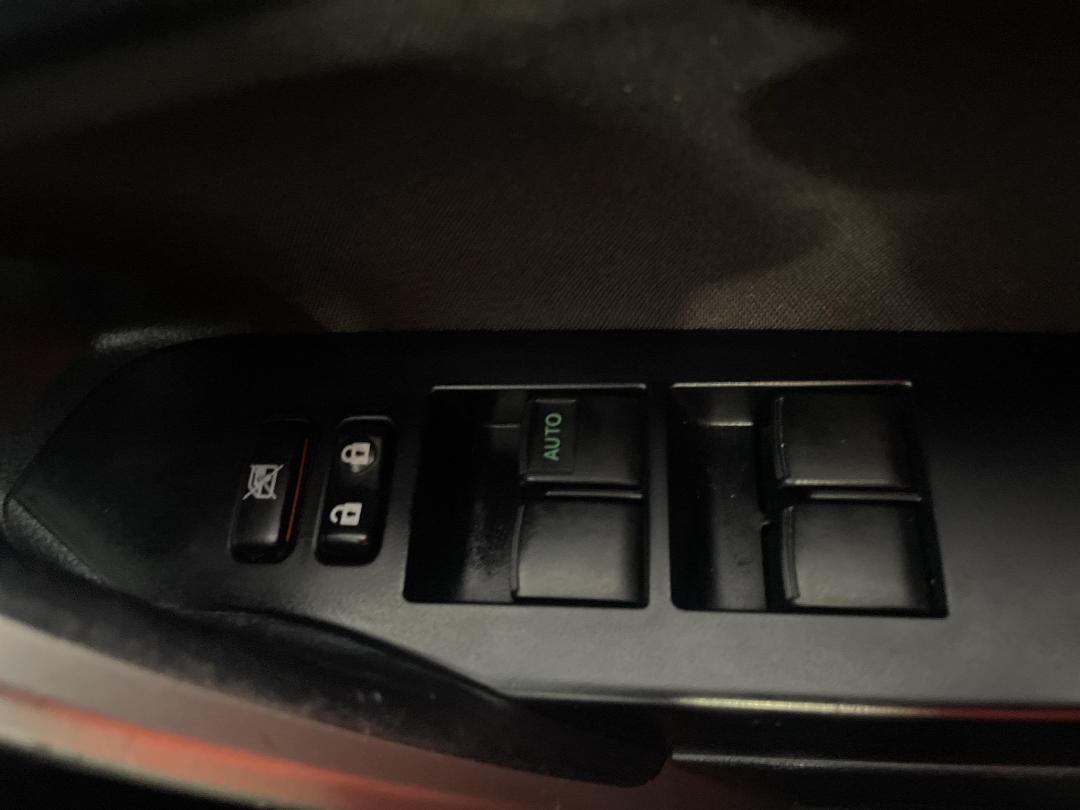 Photo '23' of Toyota Corolla Photo '23' of Toyota Corolla