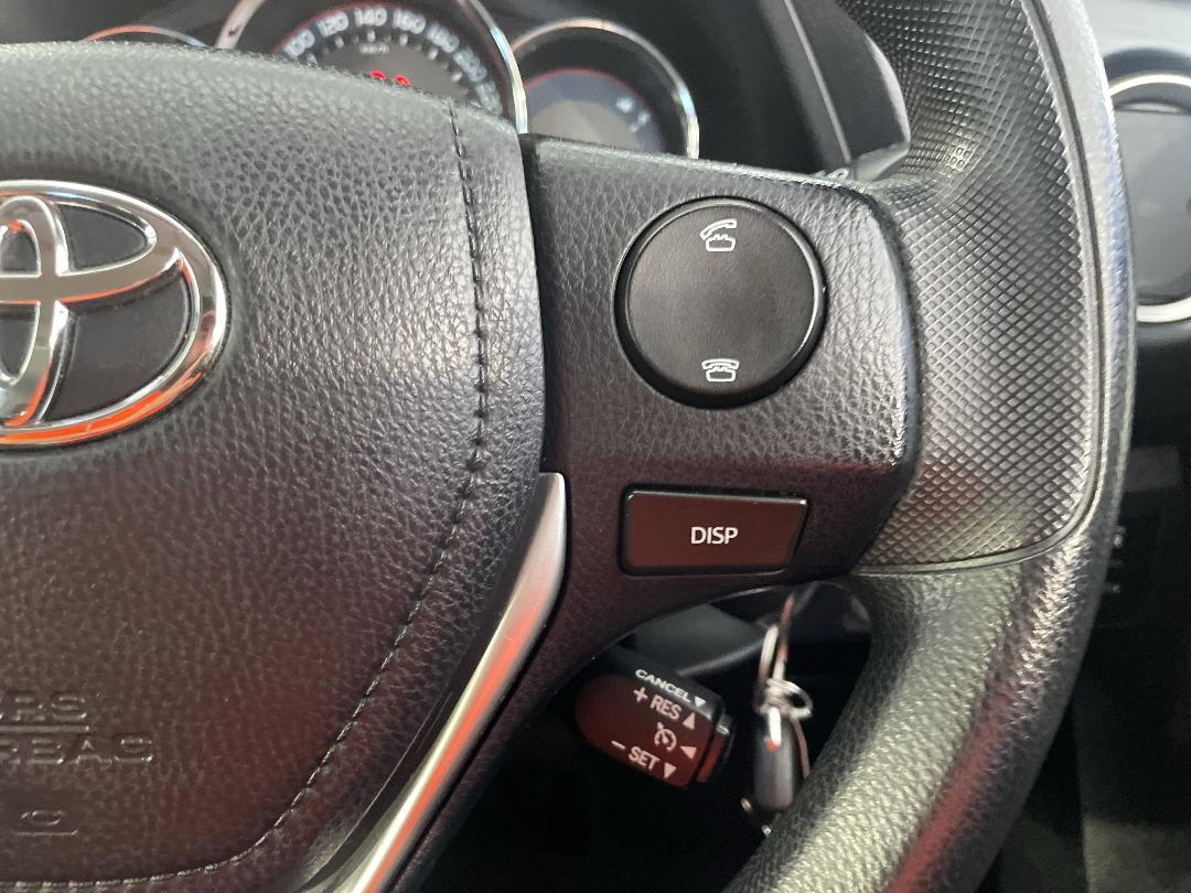 Photo '24' of Toyota Corolla Photo '24' of Toyota Corolla