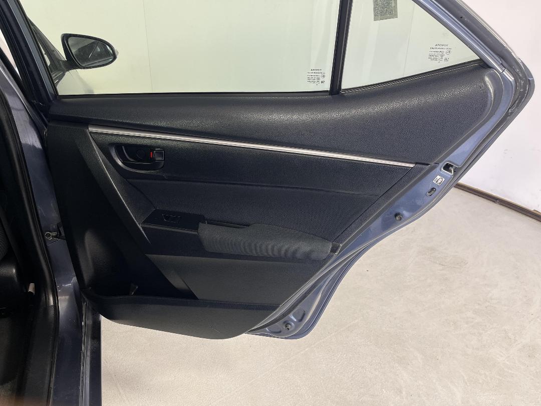 Photo '19' of Toyota Corolla