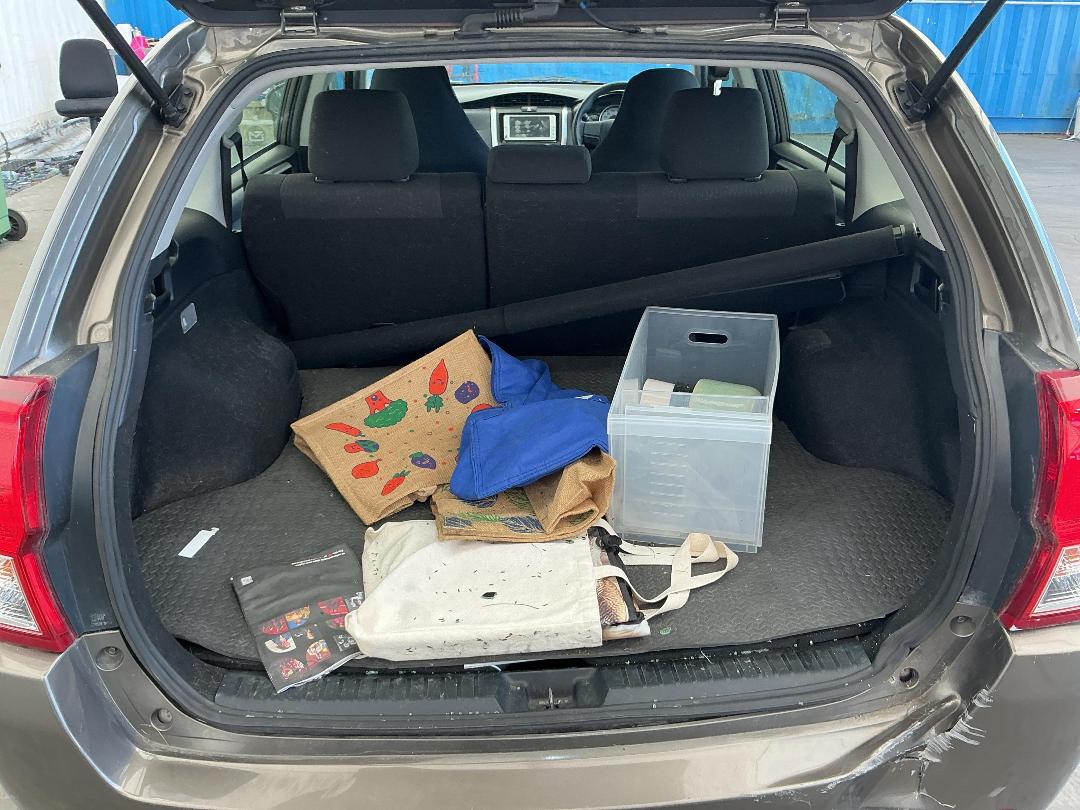 Photo '16' of Toyota Corolla Fielder Photo '16' of Toyota Corolla Fielder