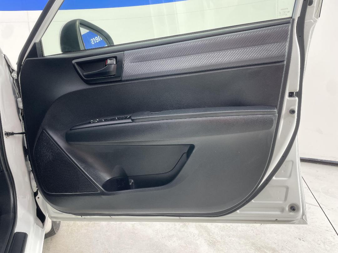 Photo '15' of Toyota Corolla