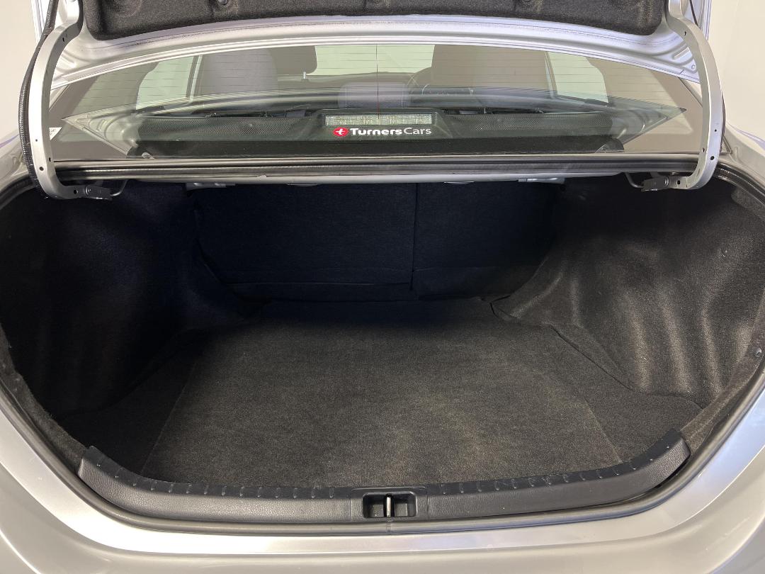 Photo '14' of Toyota Corolla