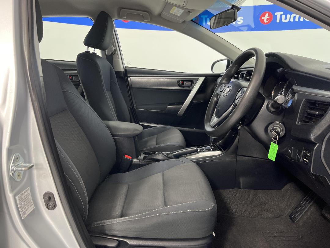 Photo '16' of Toyota Corolla