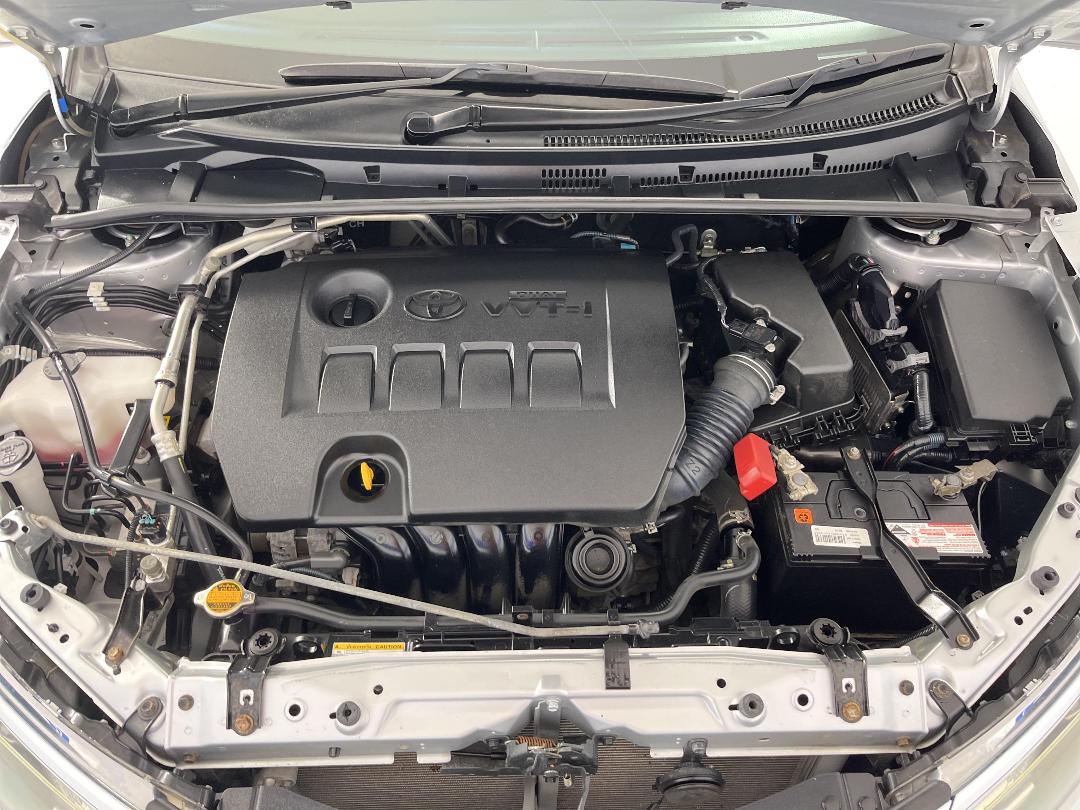 Photo '13' of Toyota Corolla