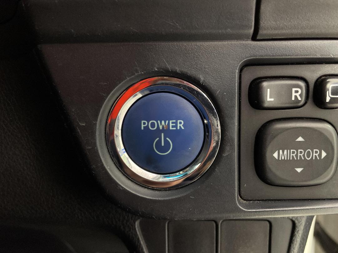 Photo '24' of Toyota Corolla Photo '24' of Toyota Corolla