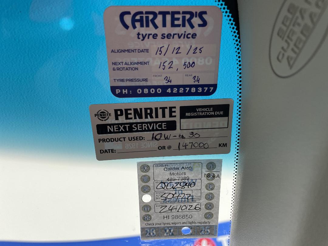 Photo '29' of Toyota Corolla Photo '29' of Toyota Corolla