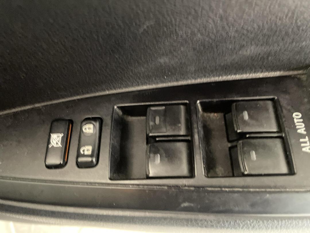 Photo '23' of Toyota Corolla