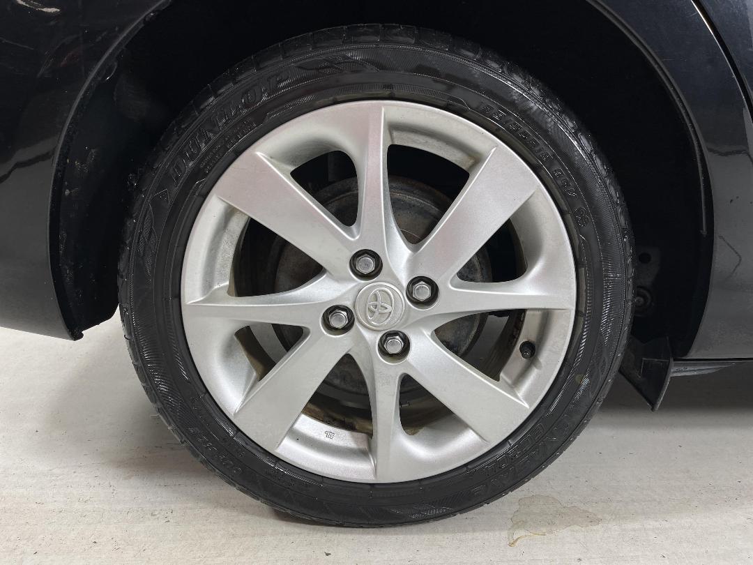 Photo '12' of Toyota Corolla