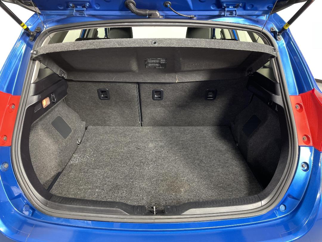 Photo '14' of Toyota Corolla