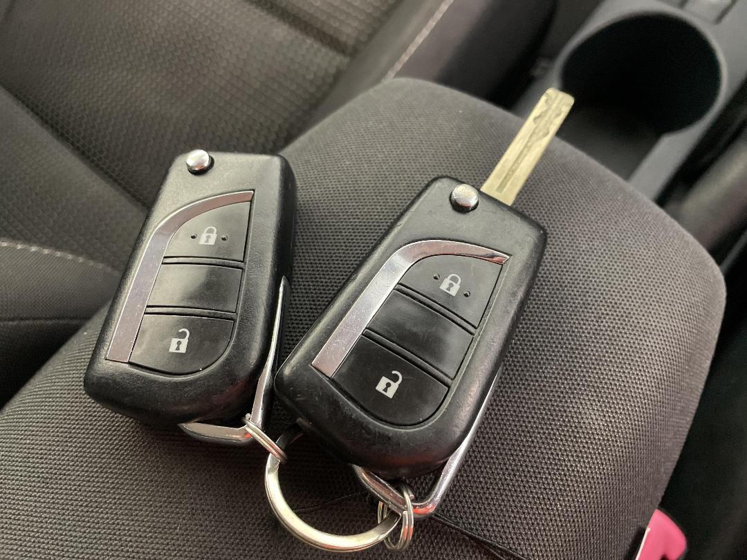 Photo '22' of Toyota Corolla