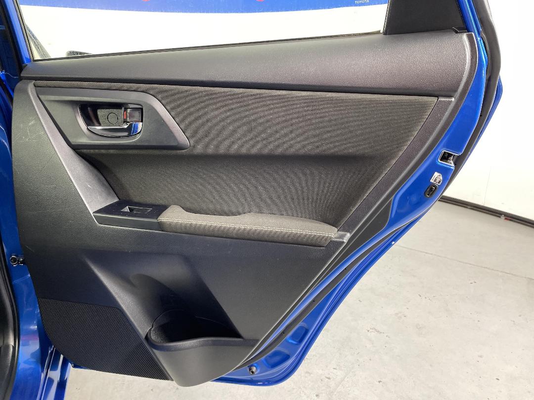 Photo '19' of Toyota Corolla