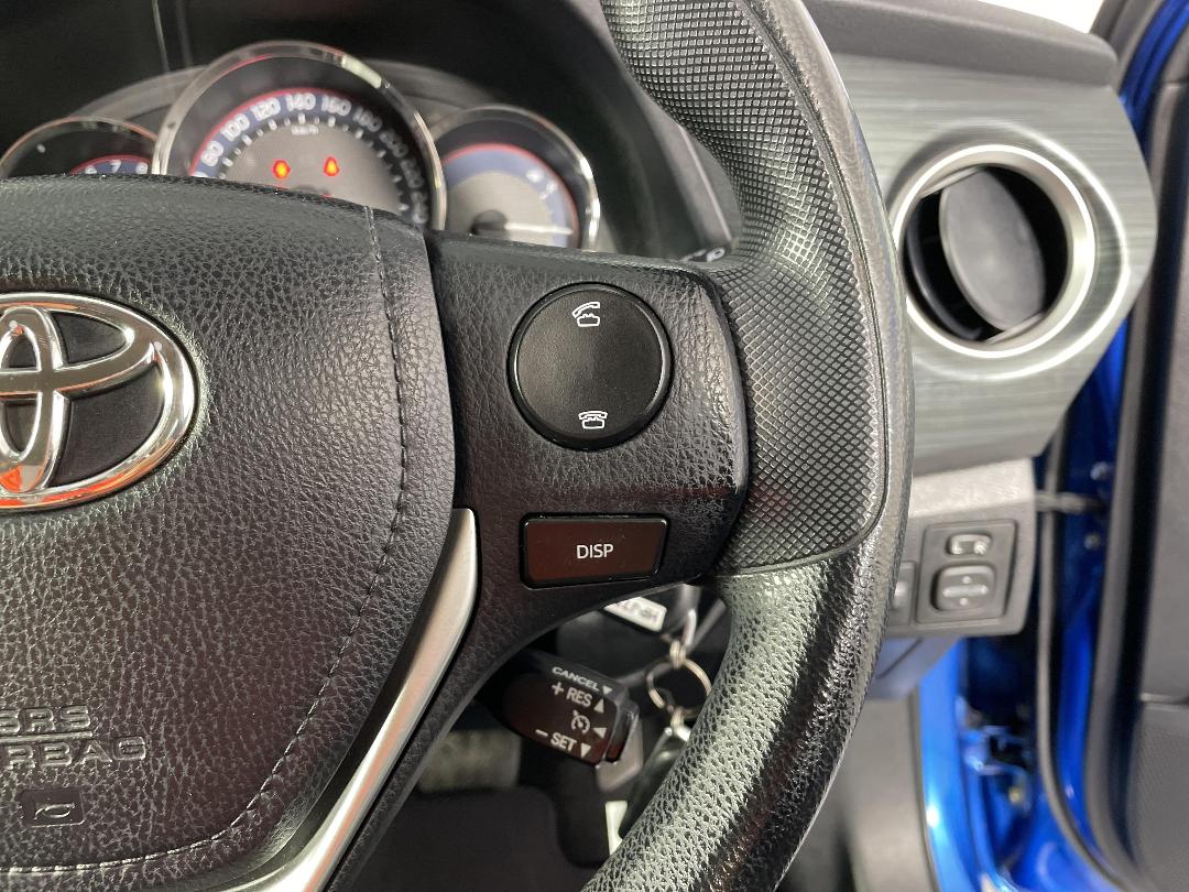 Photo '28' of Toyota Corolla