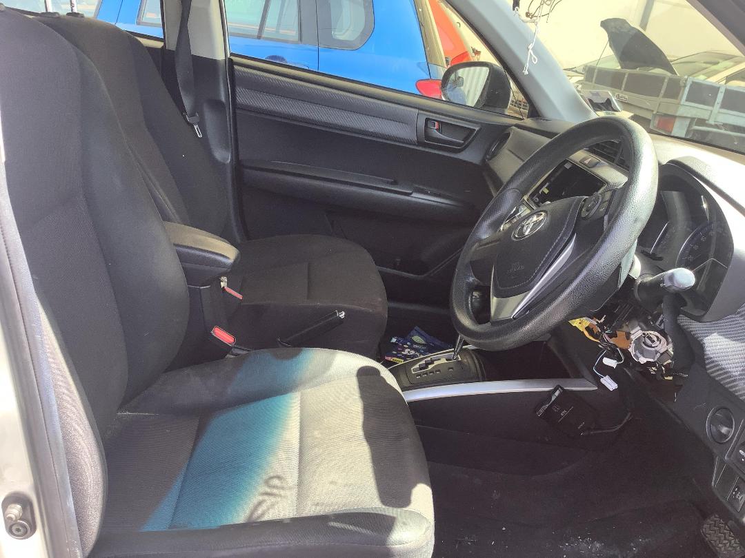 Photo '9' of Toyota Corolla Fielder Hybrid Photo '9' of Toyota Corolla Fielder Hybrid