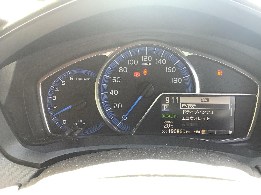 Photo '15' of Toyota Corolla Fielder Hybrid Photo '15' of Toyota Corolla Fielder Hybrid