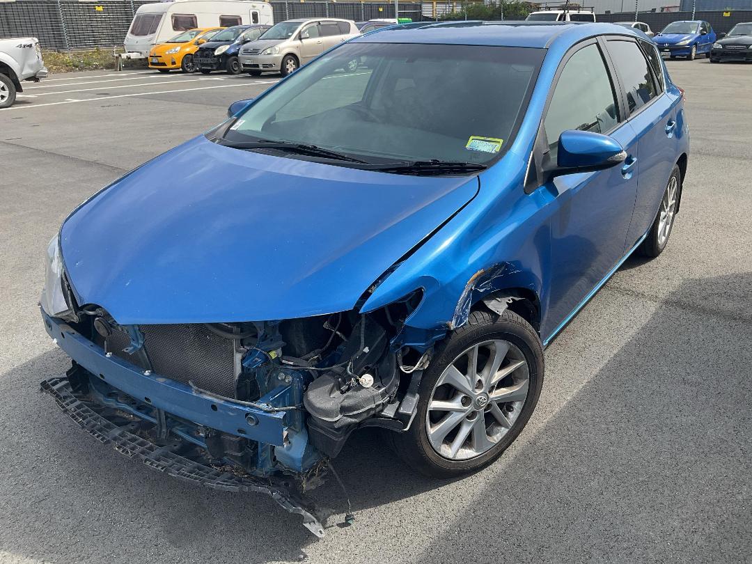 Photo '4' of Toyota Corolla GLX Photo '4' of Toyota Corolla GLX