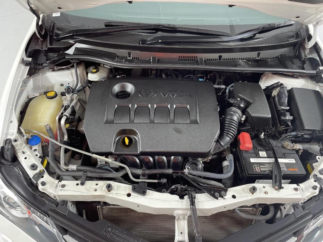 Photo '13' of Toyota Corolla