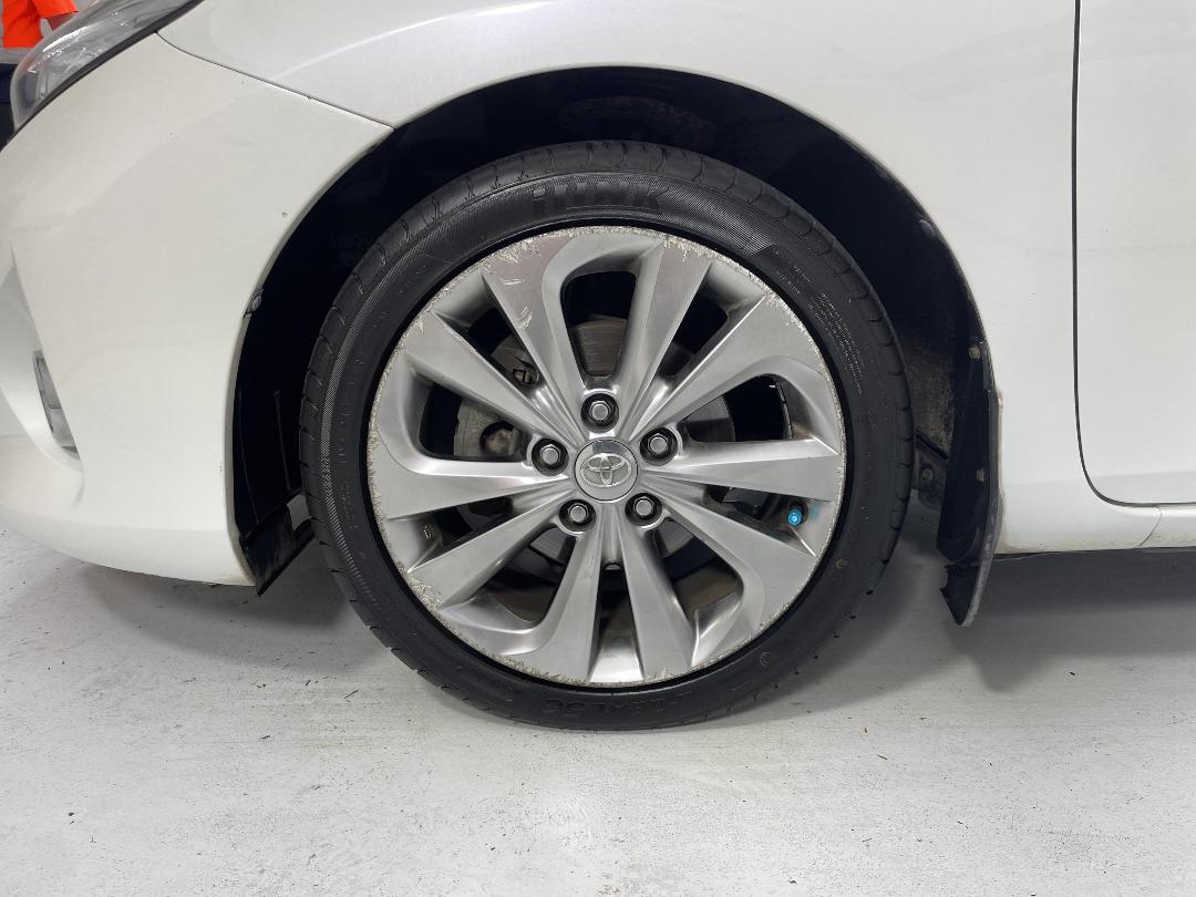 Photo '10' of Toyota Corolla