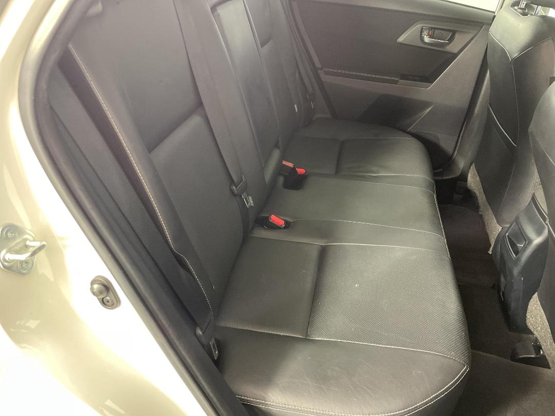 Photo '20' of Toyota Corolla