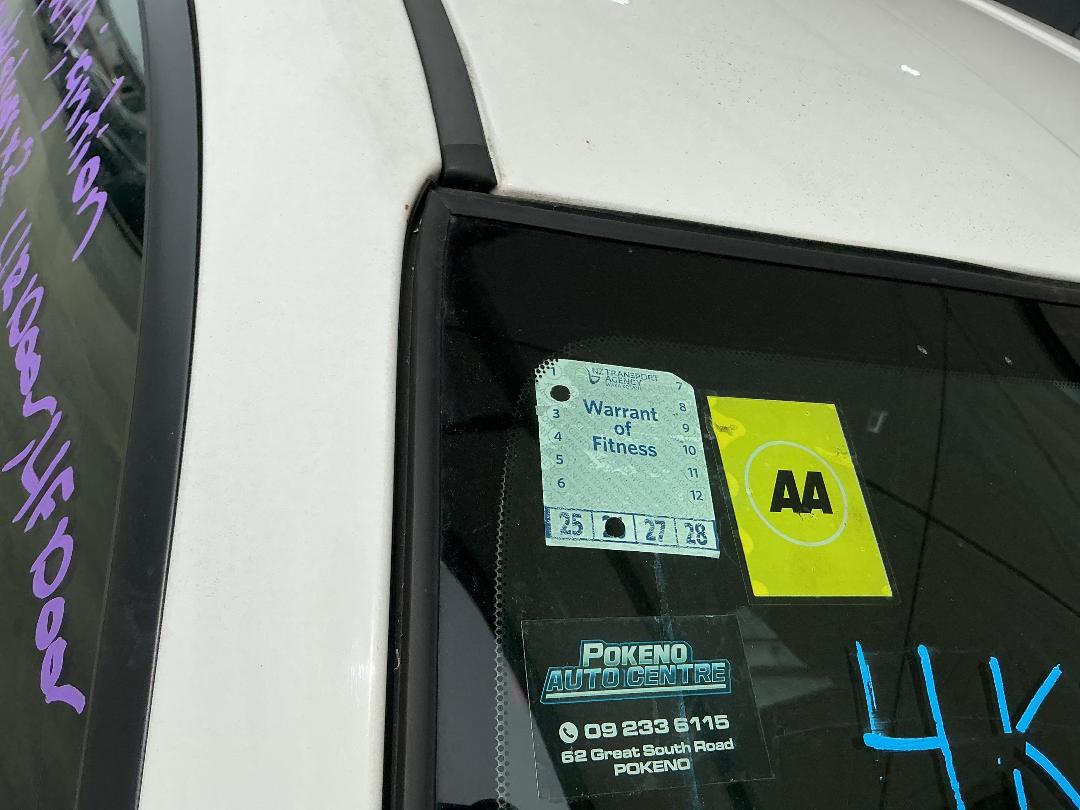 Photo '14' of Toyota Corolla GX