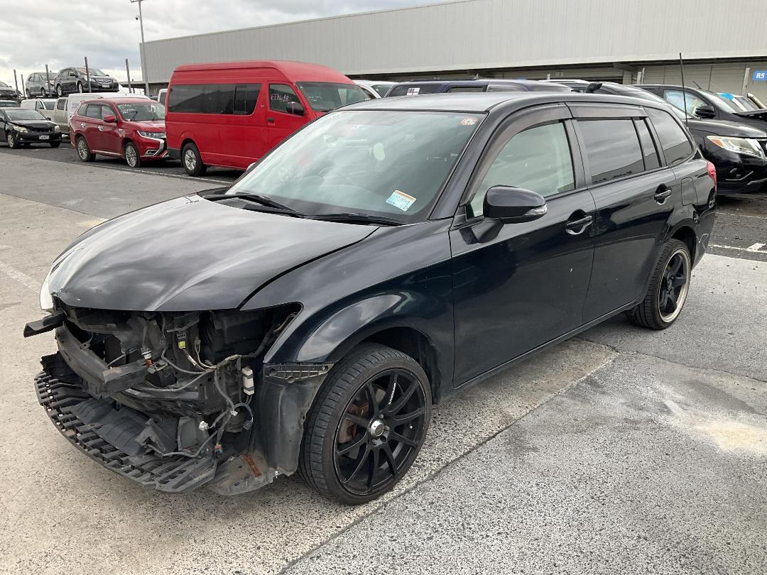 Photo '6' of Toyota Corolla Fielder