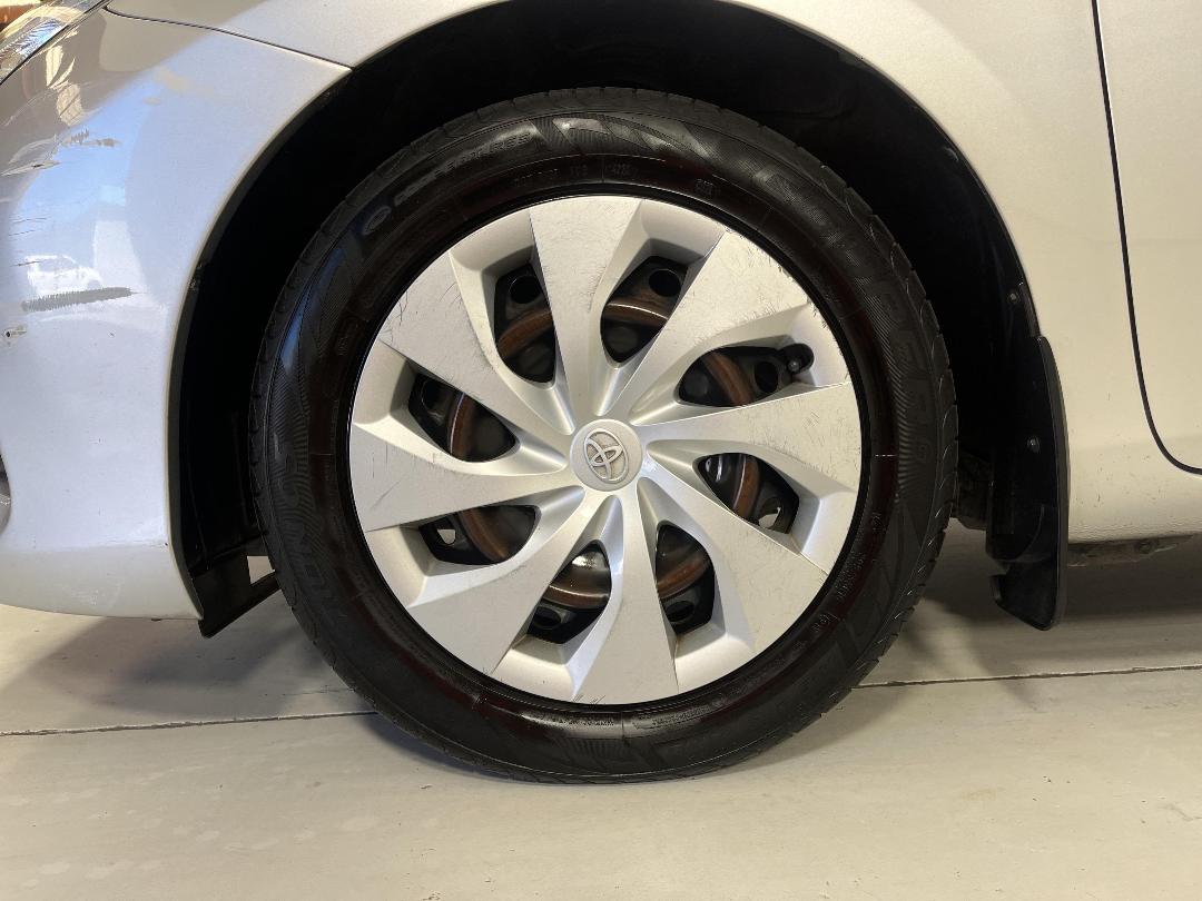 Photo '10' of Toyota Corolla