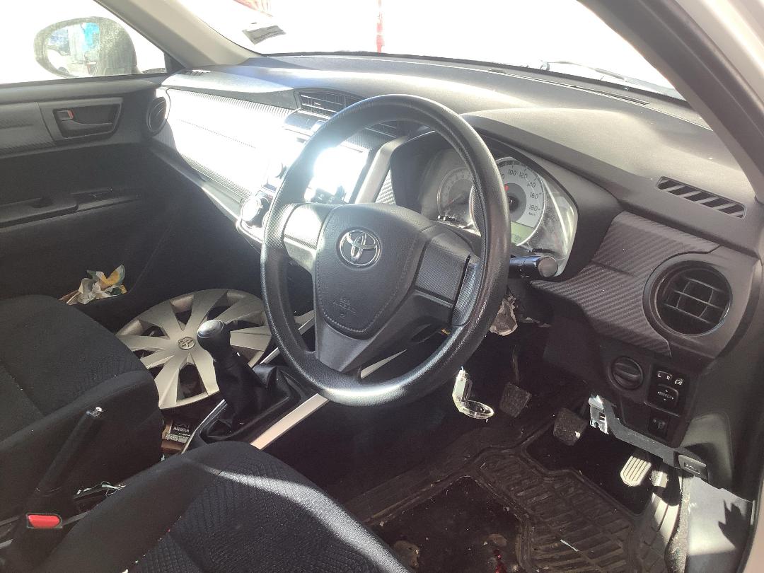 Photo '12' of Toyota Corolla GX