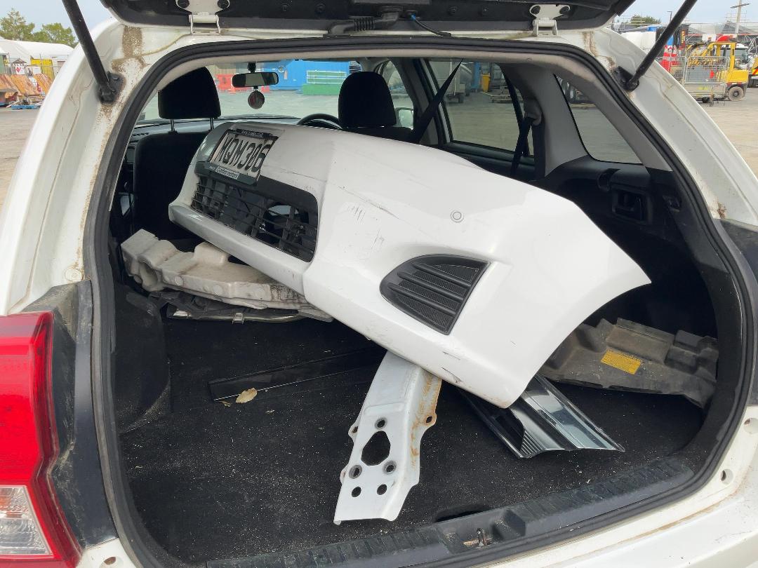 Photo '13' of Toyota Corolla Fielder Hybrid