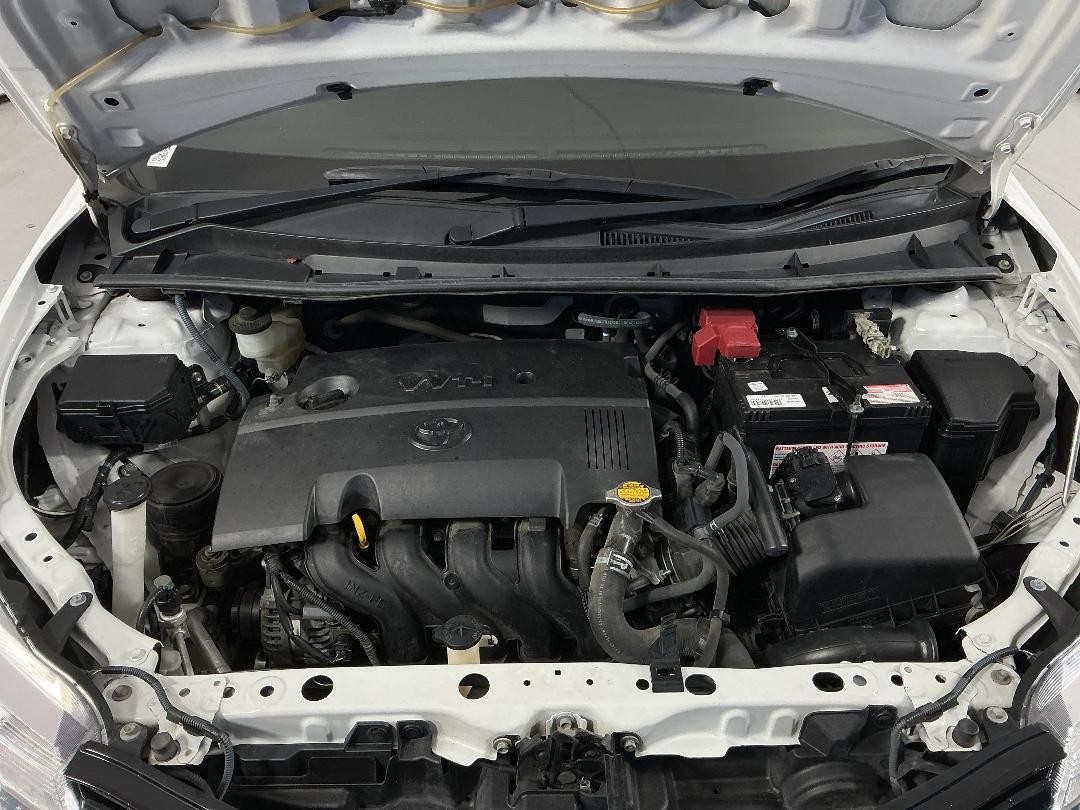 Photo '13' of Toyota Corolla