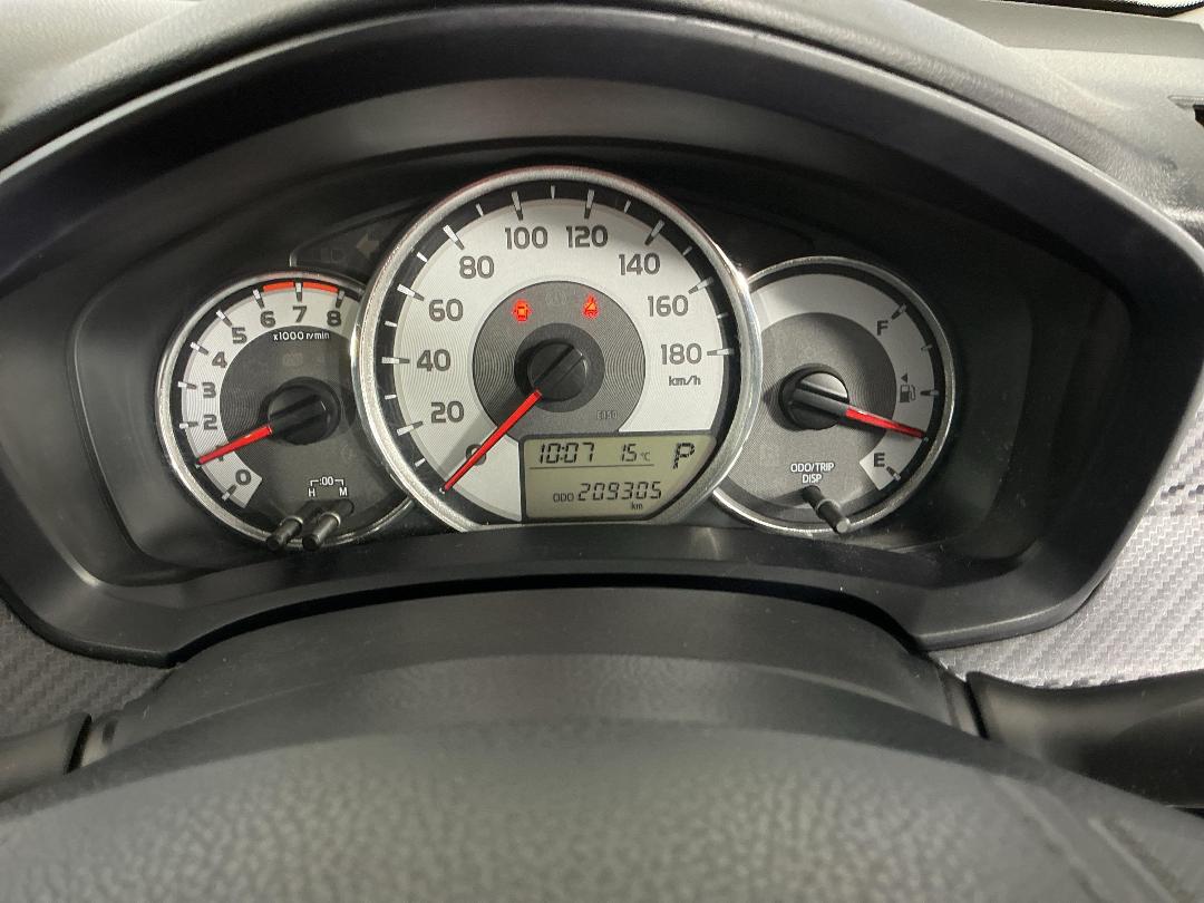 Photo '21' of Toyota Corolla