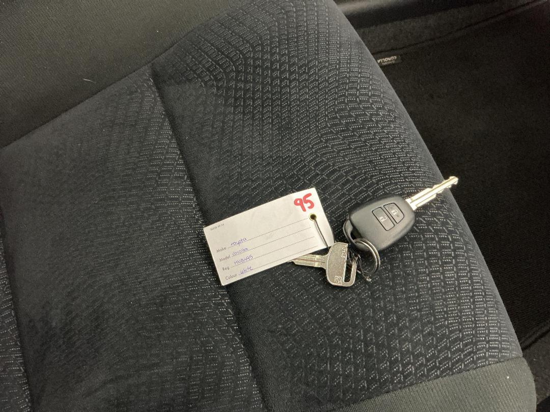 Photo '22' of Toyota Corolla