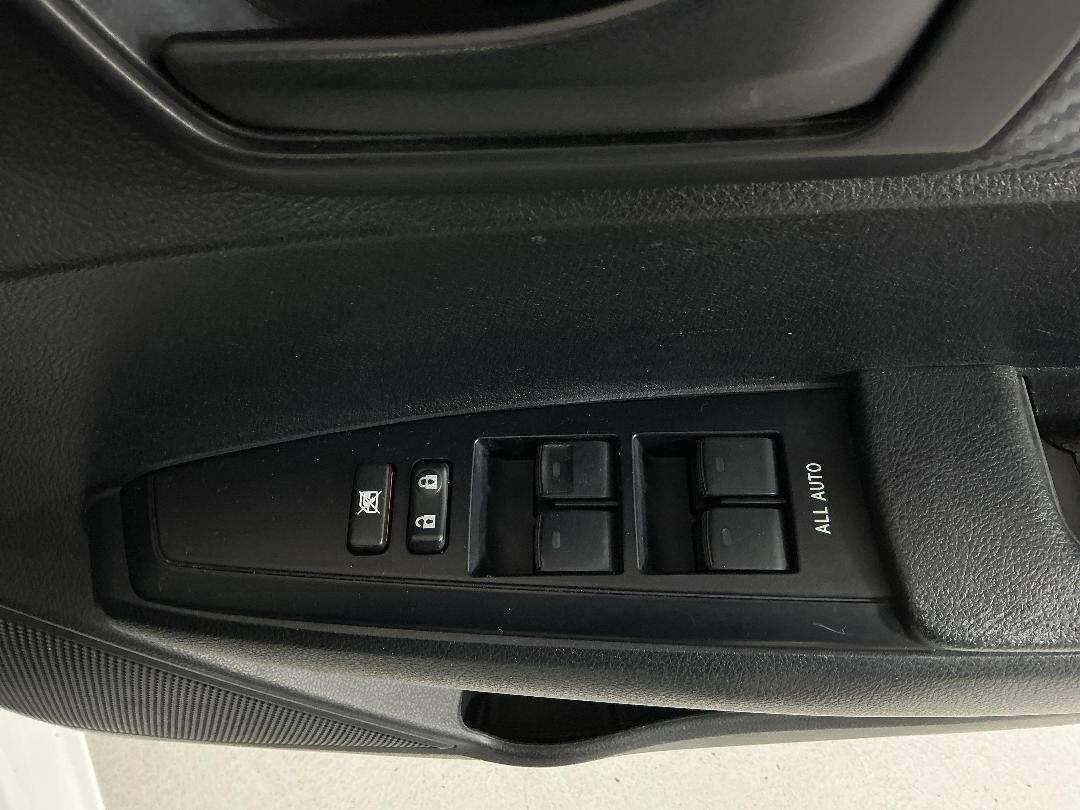 Photo '23' of Toyota Corolla