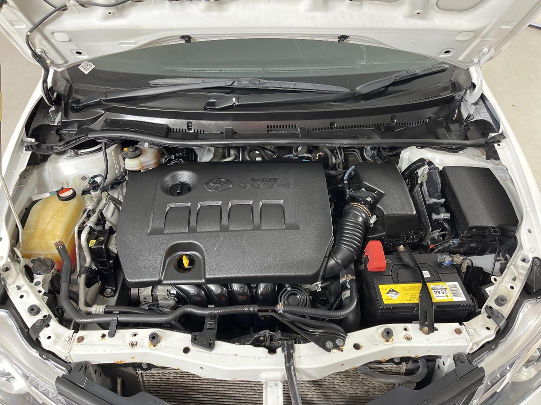 Photo '13' of Toyota Corolla