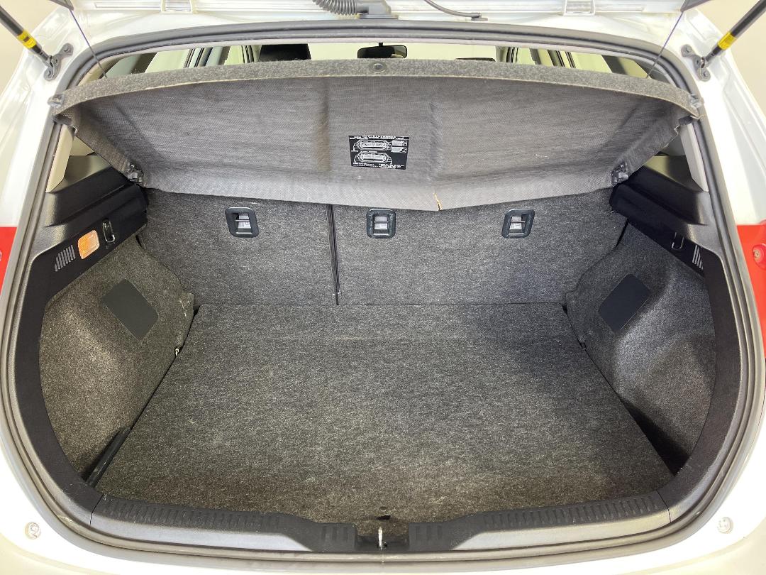 Photo '14' of Toyota Corolla