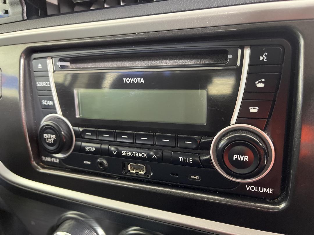 Photo '24' of Toyota Corolla