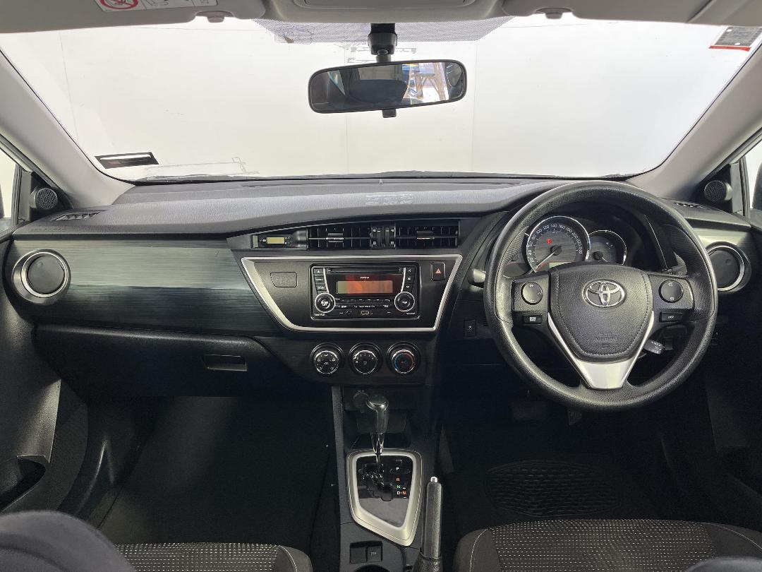Photo '17' of Toyota Corolla