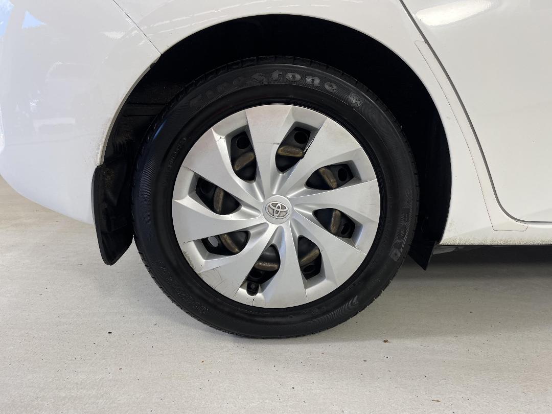 Photo '12' of Toyota Corolla