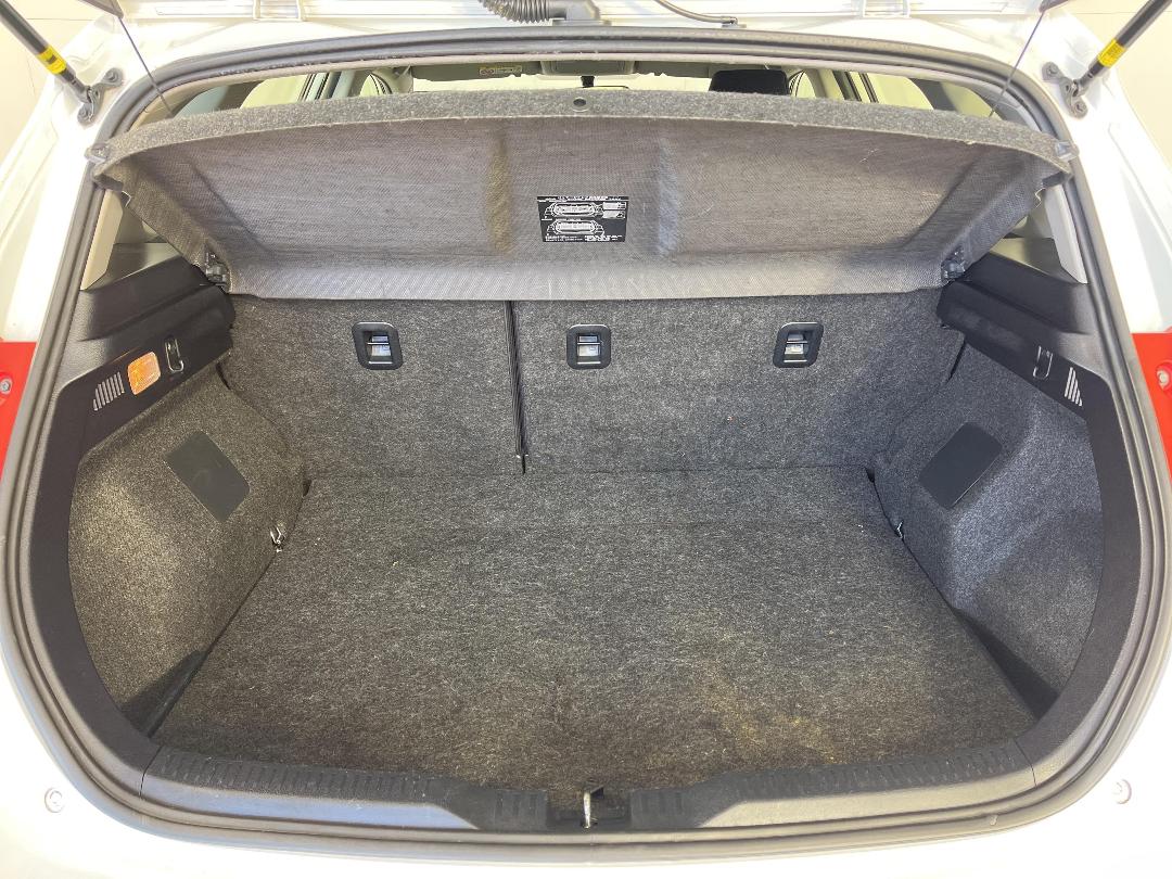 Photo '14' of Toyota Corolla