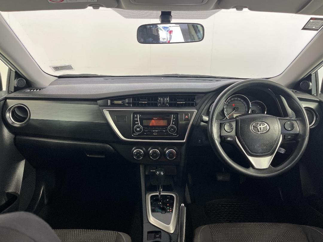 Photo '17' of Toyota Corolla