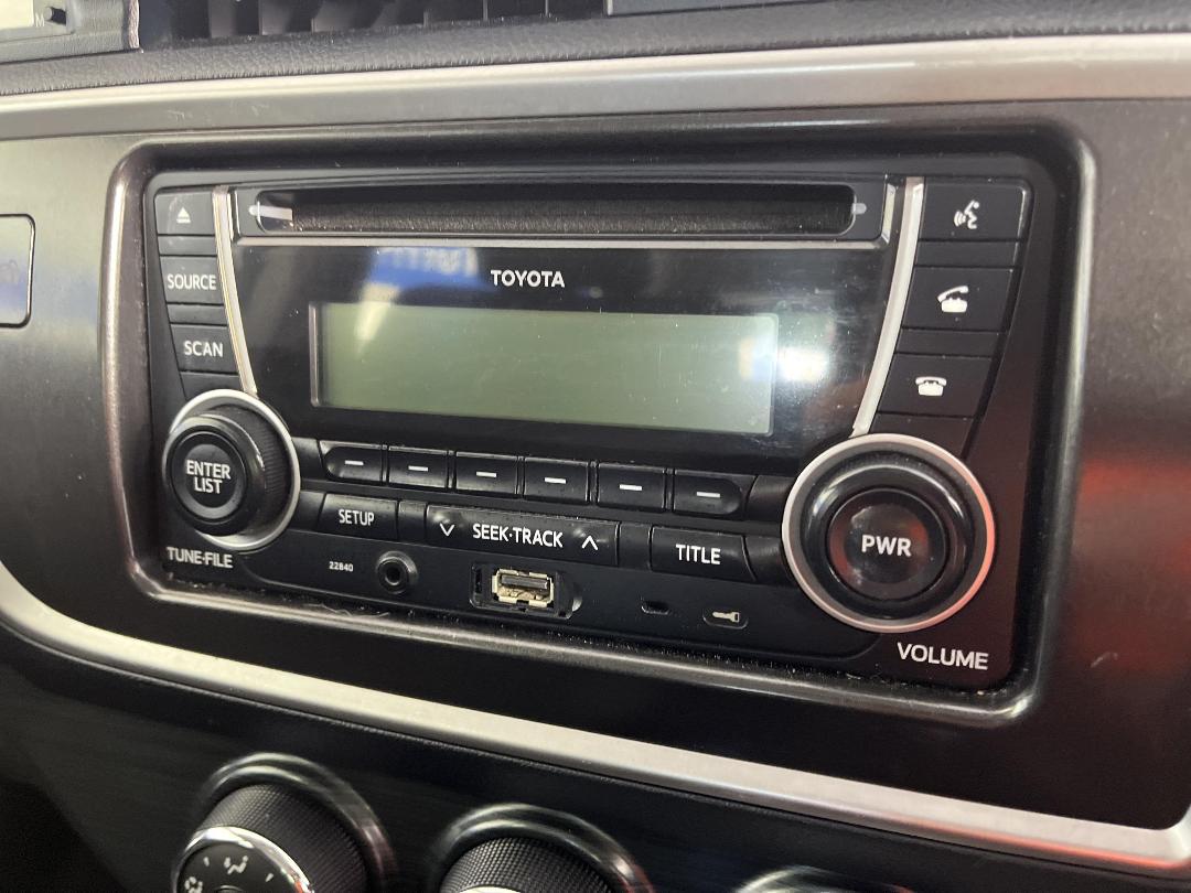 Photo '24' of Toyota Corolla