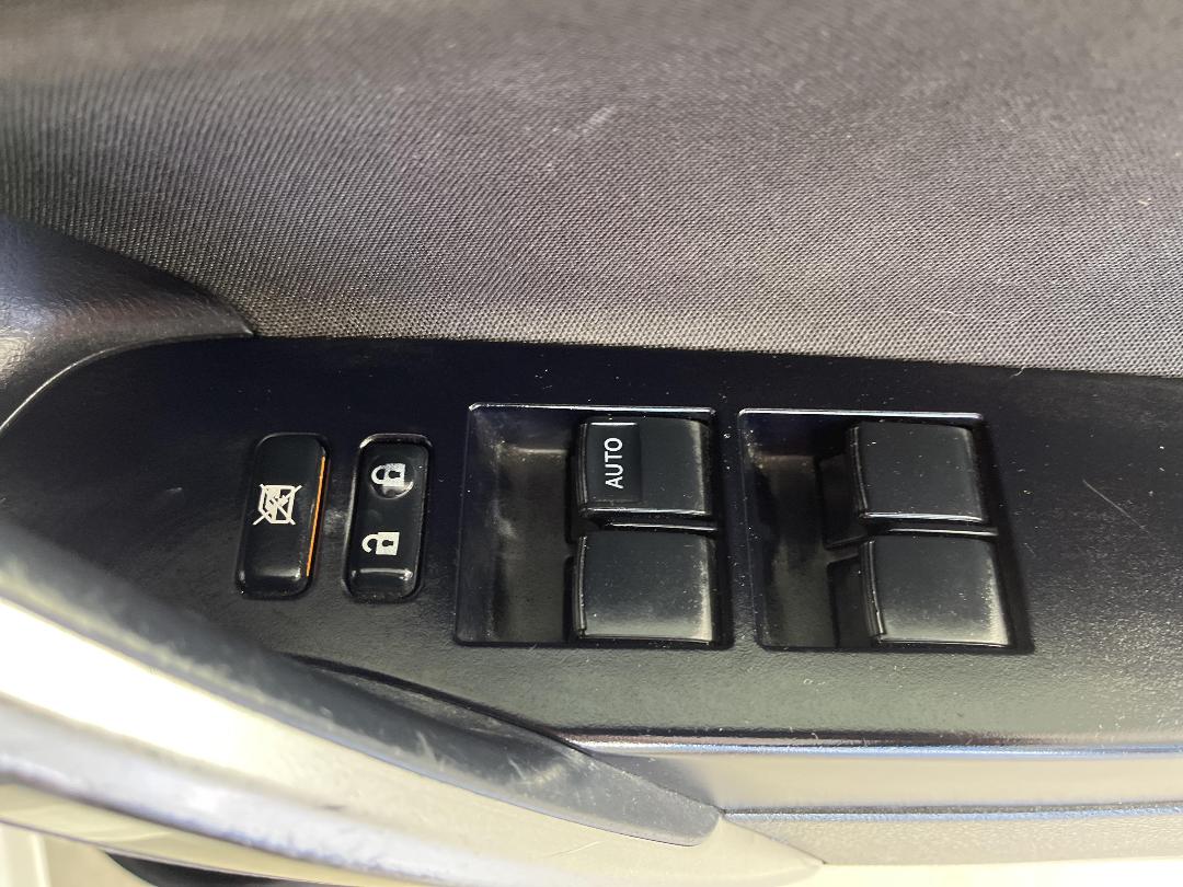 Photo '27' of Toyota Corolla