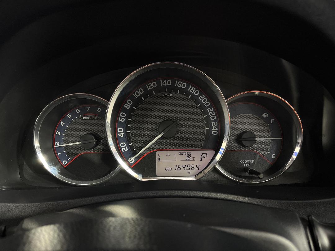 Photo '21' of Toyota Corolla