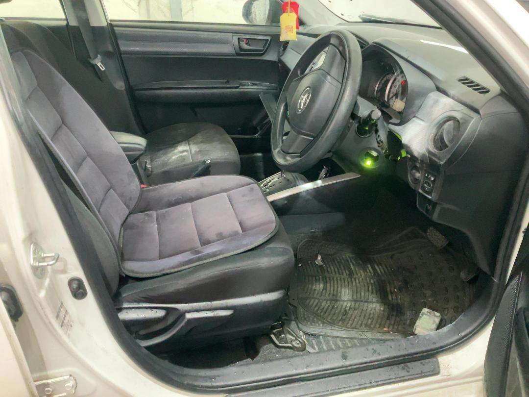 Photo '18' of Toyota Corolla Fielder