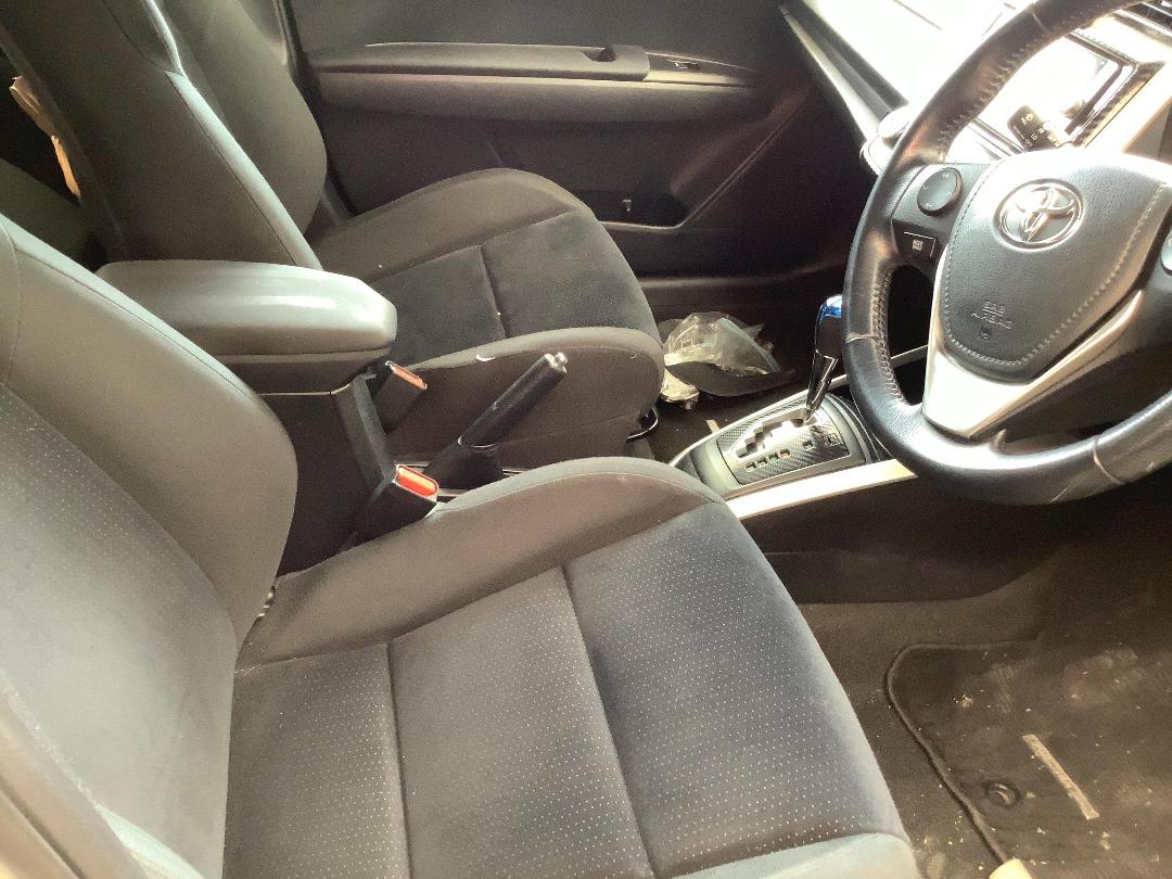 Photo '13' of Toyota Corolla Fielder