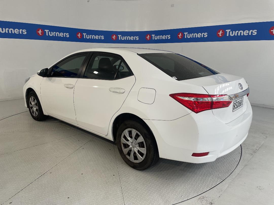 Photo '5' of Toyota Corolla Photo '5' of Toyota Corolla