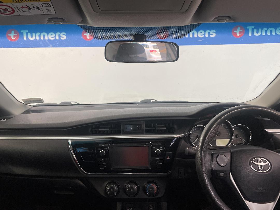 Photo '17' of Toyota Corolla Photo '17' of Toyota Corolla